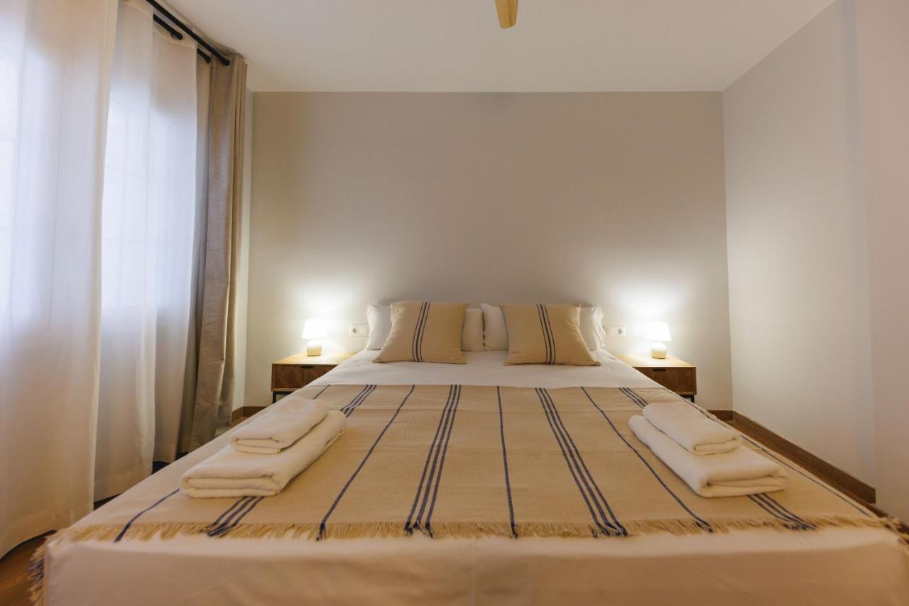 Bravissimo Figuerola, Spacious 3-Bedroom Apartment Girona Zewnętrze zdjęcie