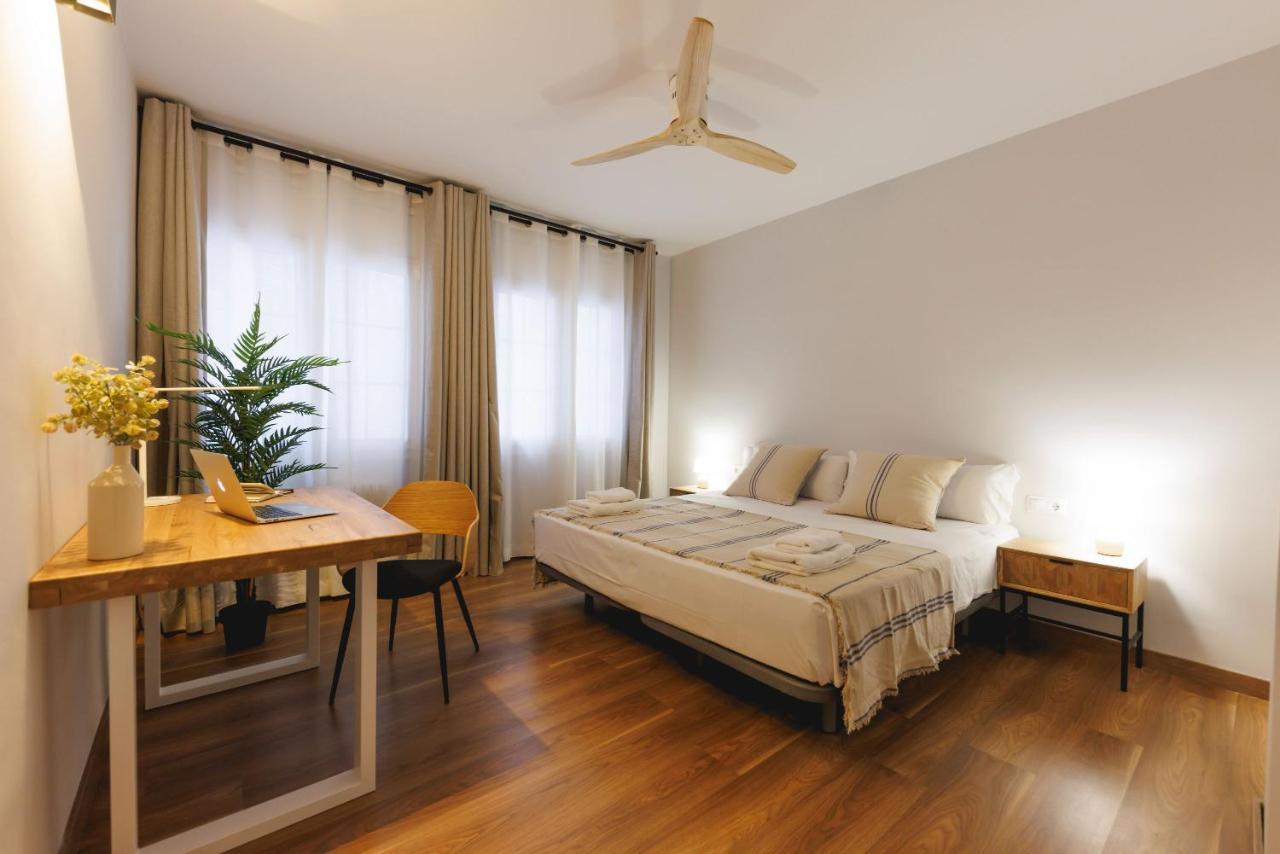 Bravissimo Figuerola, Spacious 3-Bedroom Apartment Girona Zewnętrze zdjęcie