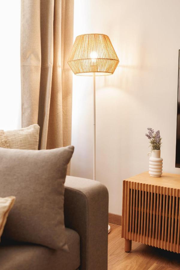 Bravissimo Figuerola, Spacious 3-Bedroom Apartment Girona Zewnętrze zdjęcie